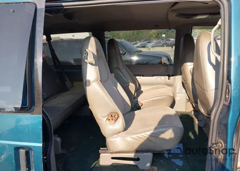 2000 Chevrolet Astro from USA, damaged, VIN 1GNDM19W6YB213903